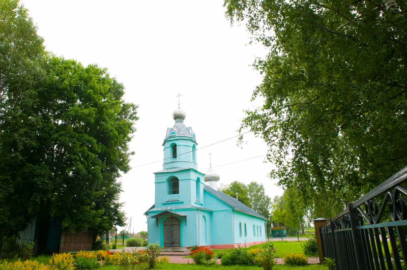 Старообрядческая церковь Николая Чудотворца в Волом (1999)