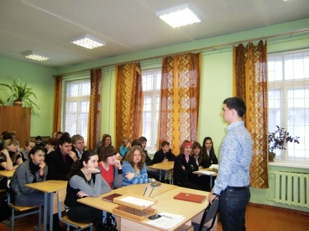 Студент МФТИ поделился опытом со старшеклассниками Кировского лицея