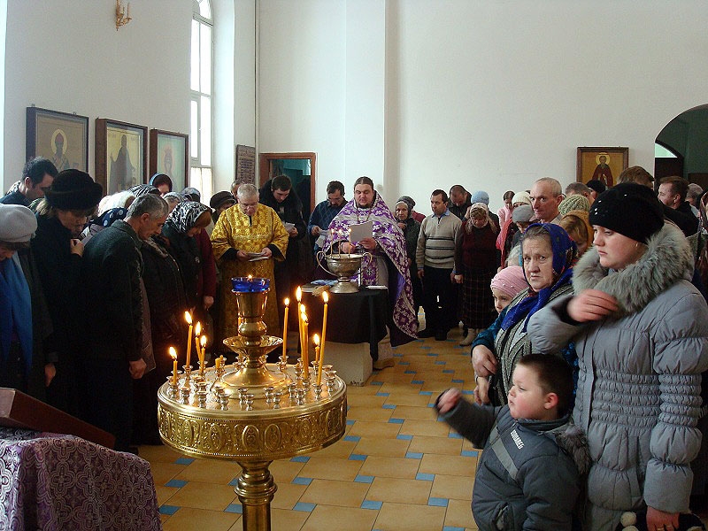 Неделя Торжества Православия в храмах Песоченского благочиния