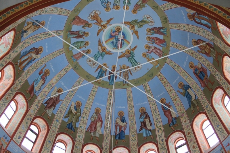 В храме Александра Невского закончилась роспись купола