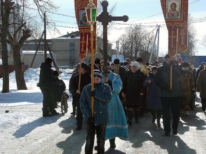 В Кирове побывали мощи св.Луки и епископ Людиновский Никита