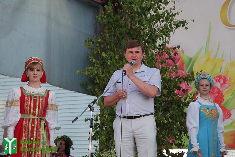 Троицу в Кирове отпраздновали самодеятельностью и пьянкой